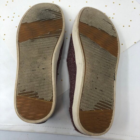 Toms Classic ALPARGATA Red/Burgundy Textured Shoes - Picture 6 of 7